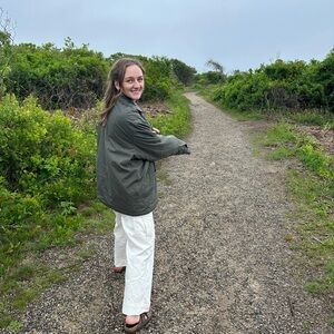 Meet your Posher, Michaela